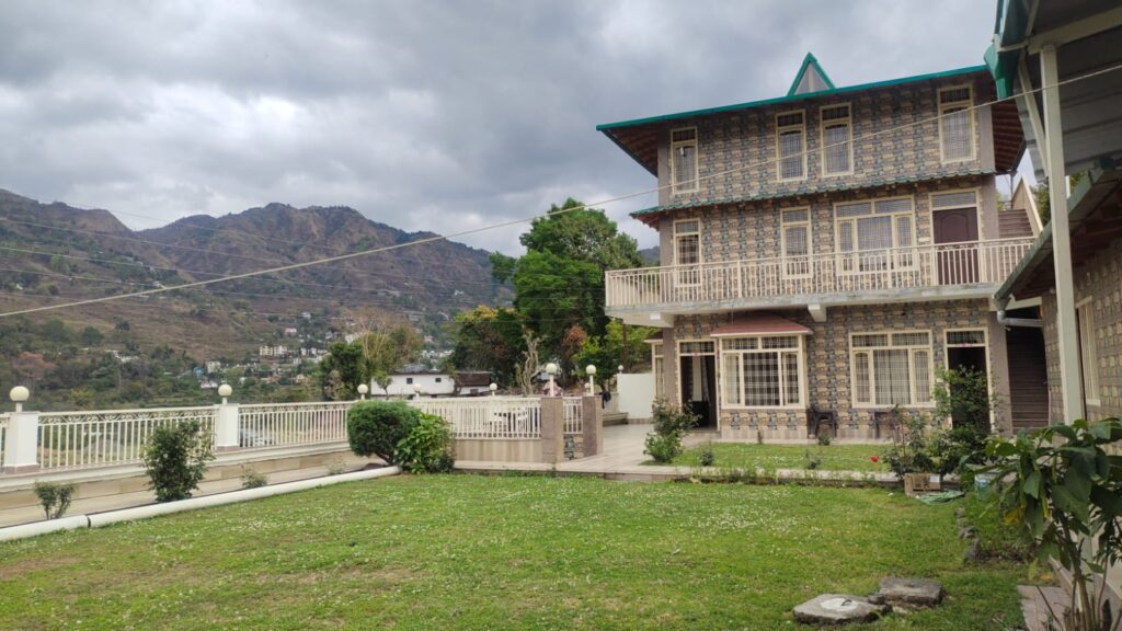 Best Airbnb near Bhimtal - Tejomaya Homestay 