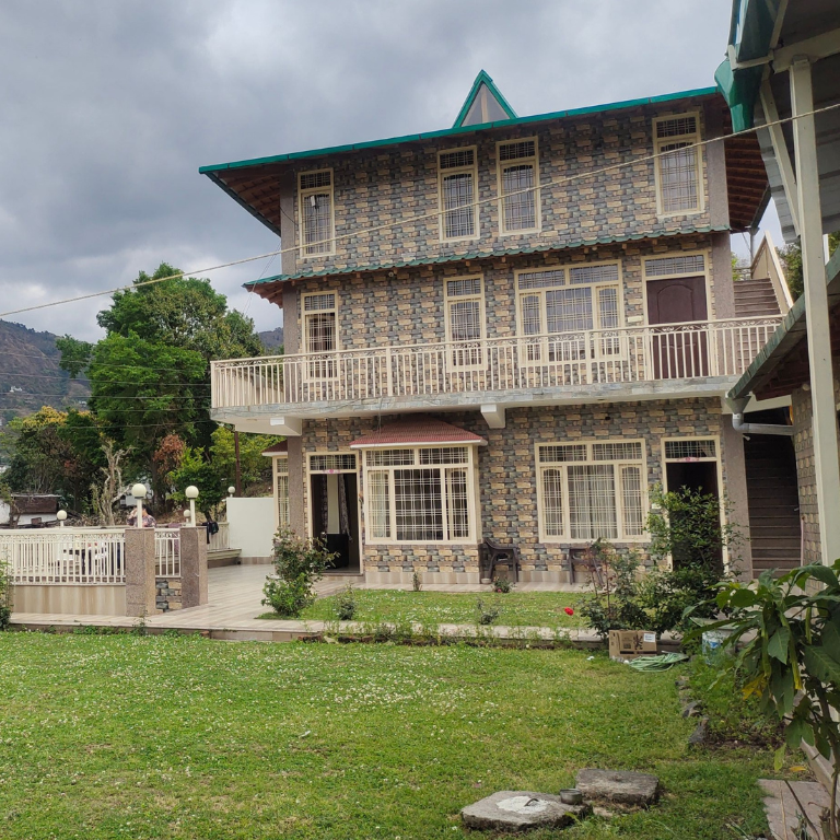 Tejomaya Homestay in Naukuchiatal